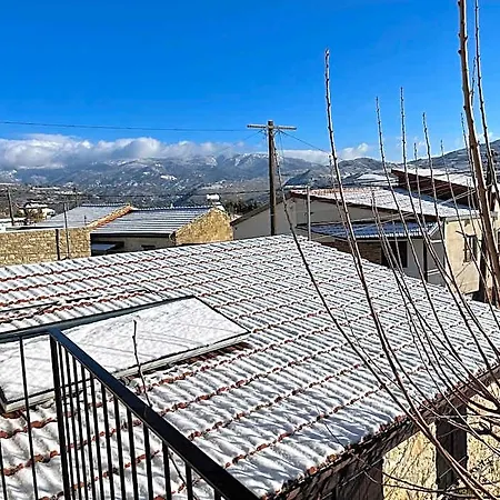 Ξενοδοχείο Village 4*