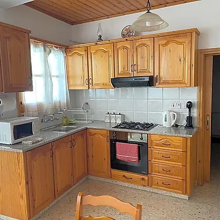 Village Ξενοδοχείο