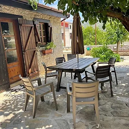 Hotel Village