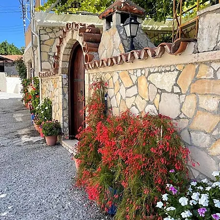 Village 4*